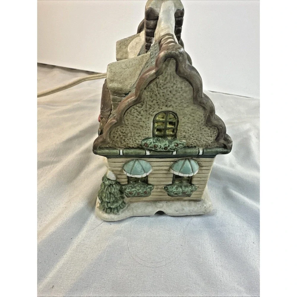 Vintage Christmas Collection Porcelain Lighted House - Flower Shop c 1995